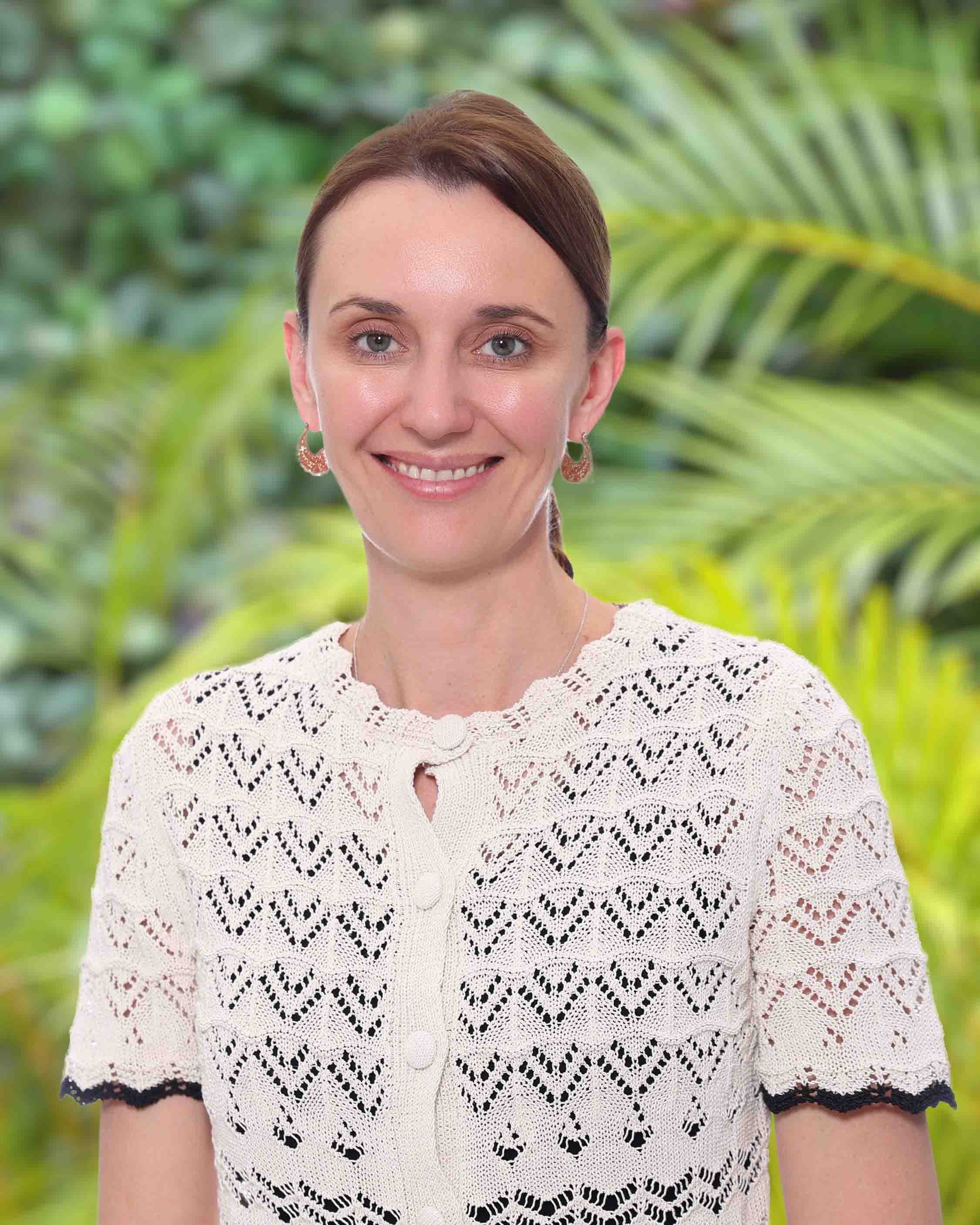 YCIS HK Ms Julia Kortt 